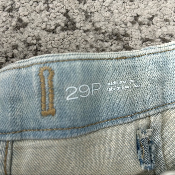 NWT Pilcro The Ar Mid-Rise Button-Front Barrel Jeans: Coated Edition Size 29P - Picture 9 of 14